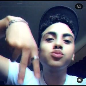 Meet your Posher, Luis